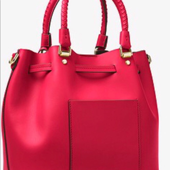 Michael Kors Blakely Bucket Bag ❤️🌹❤️🌹 - Picture 2 of 7